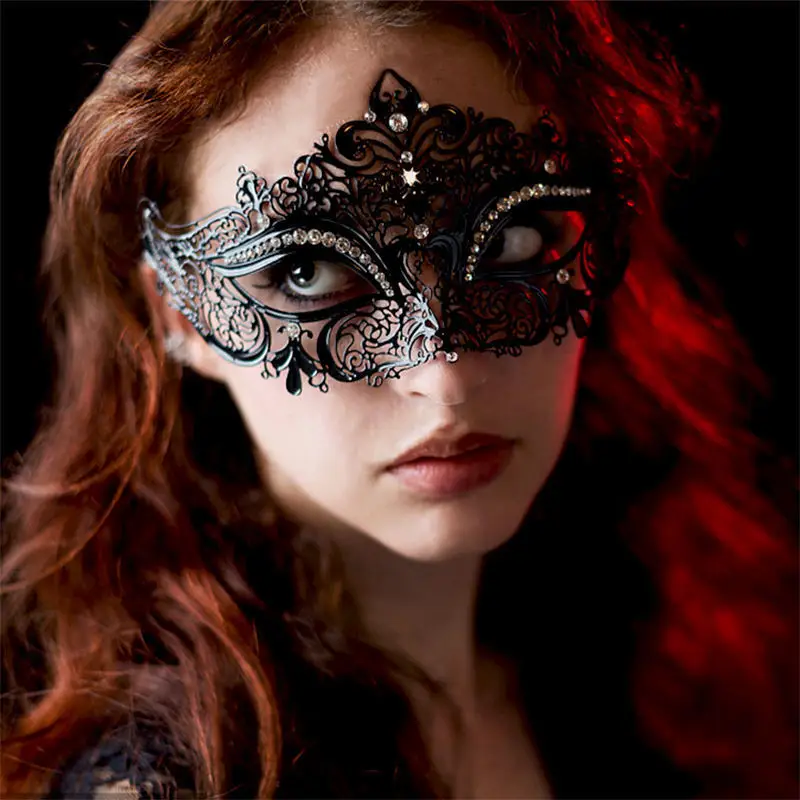 Black Venetian Mask - Image 2