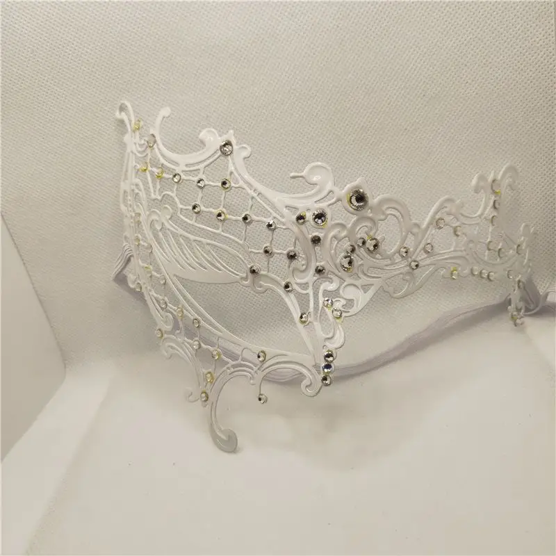 Black Venetian Mask - Image 22
