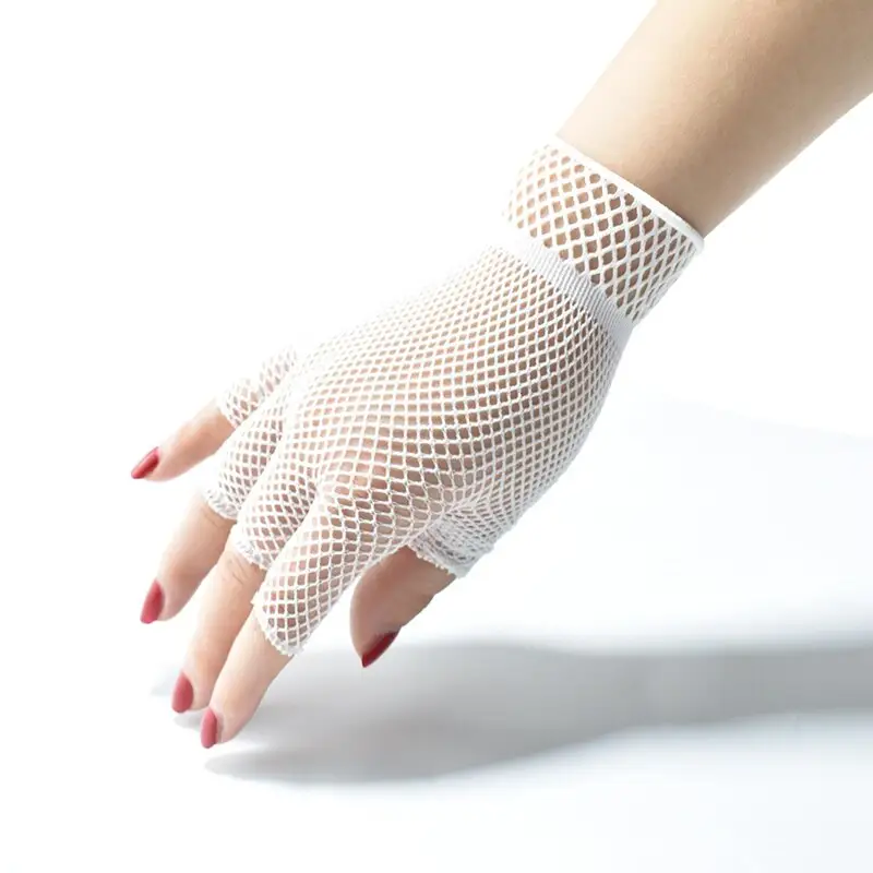 Glove Fetishist - Image 6