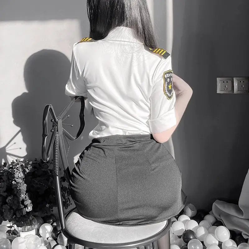 Hot Lady Cops - Image 6