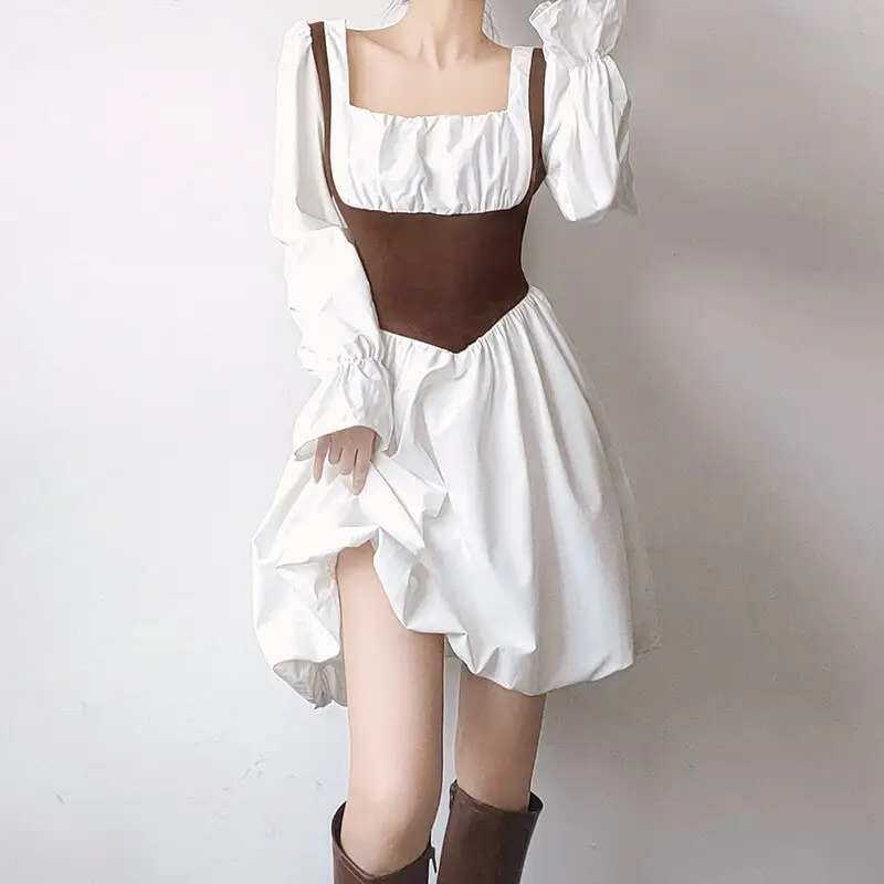 Renaissance Sexy Costume - Image 5