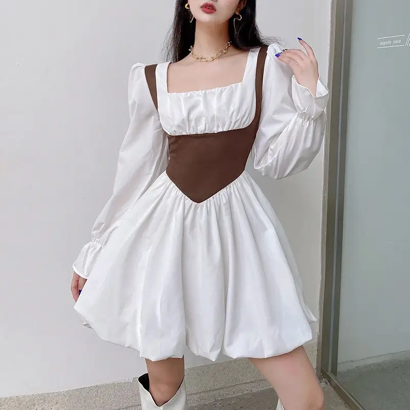Renaissance Sexy Costume - Image 6