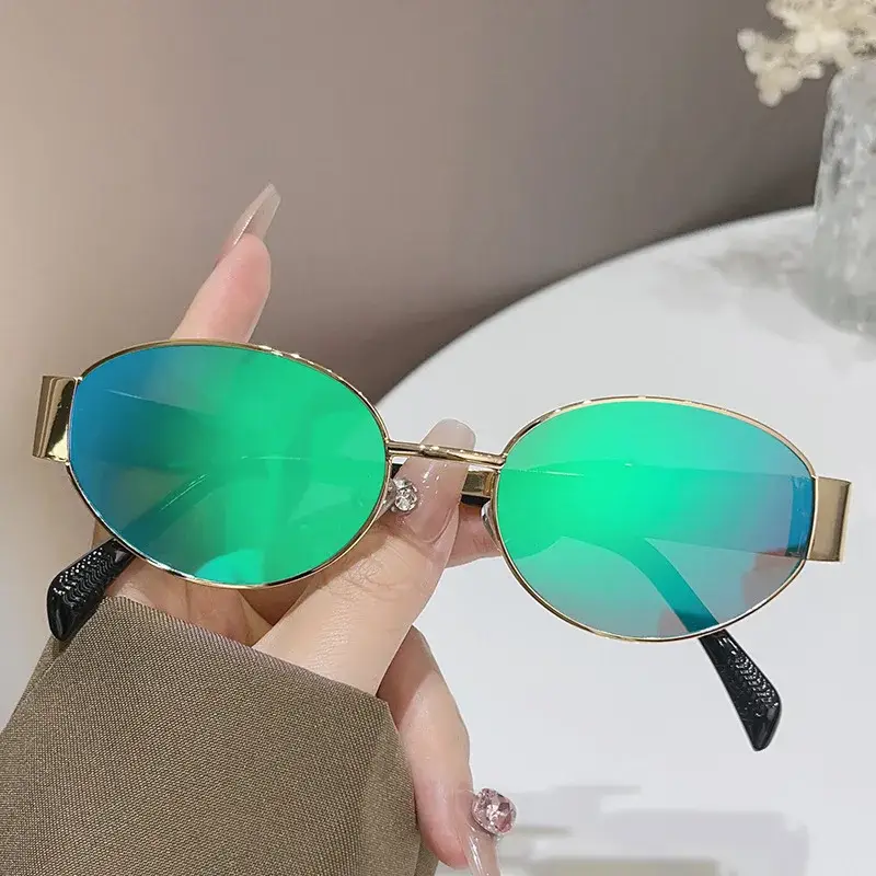 Retro Oval Sunglasses - Image 4
