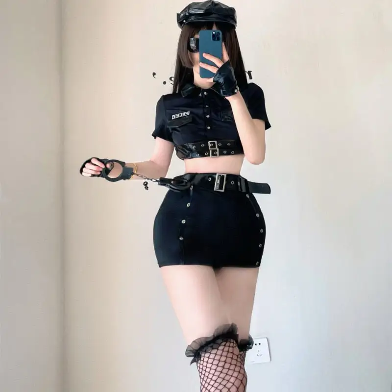 Sexy Female Cop - Image 7