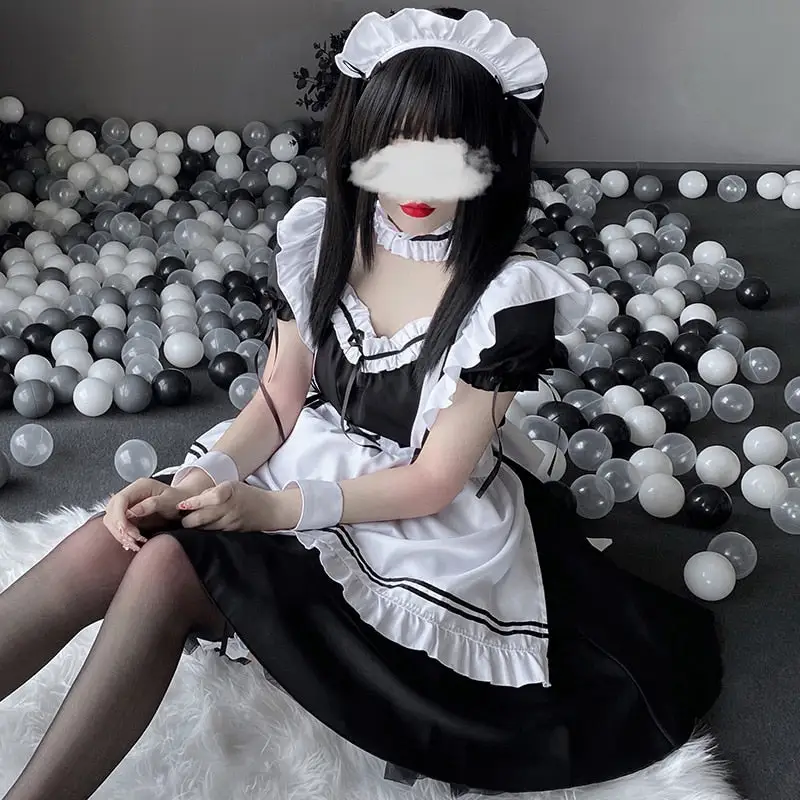 Sexy French Maid - Image 7