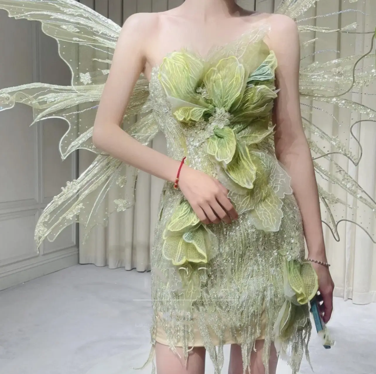 Sexy Green Fairy - Image 5