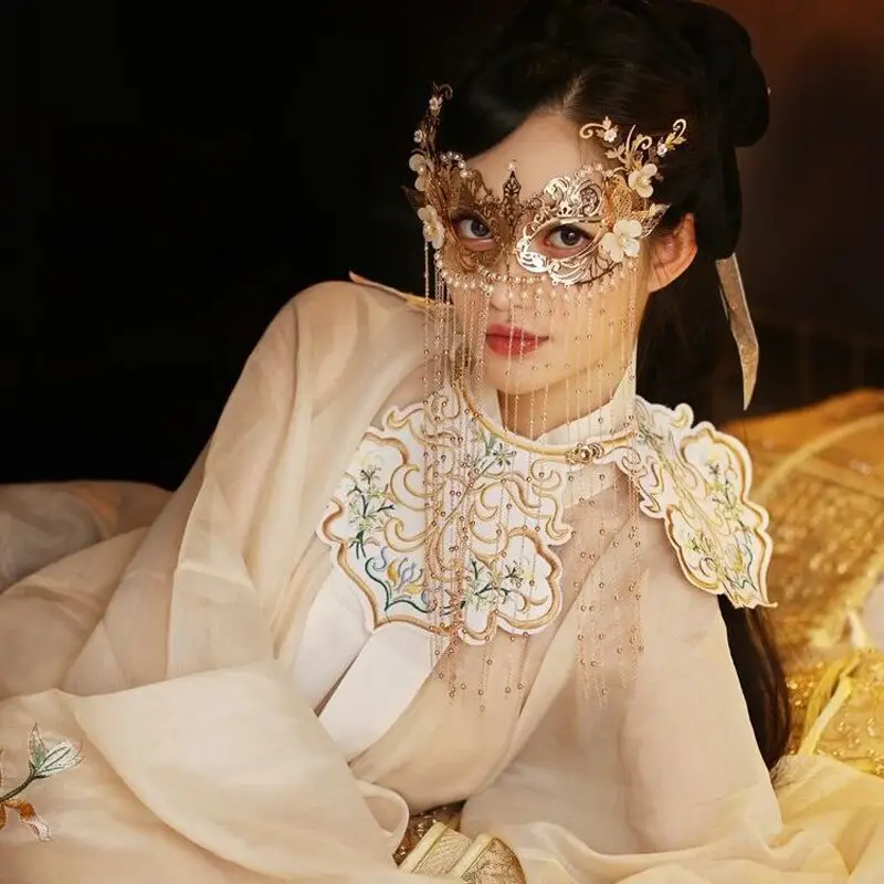 Sexy Masquerade Mask - Image 6