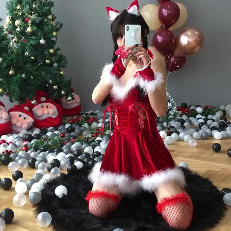 Sexy Mrs Claus Costume - Image 5