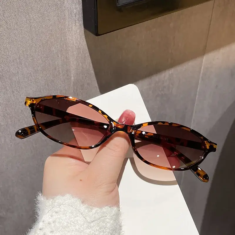 Sexy Oval Women's Sunglasses - Image 11