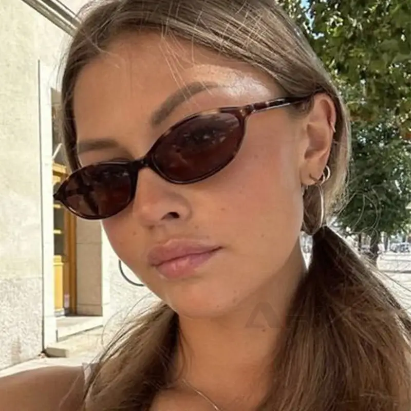 Sexy Oval Women's Sunglasses - Image 2