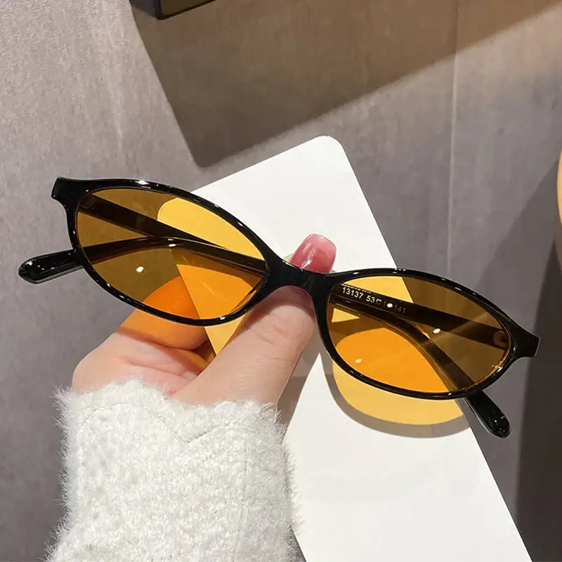 Sexy Oval Women's Sunglasses - Image 5