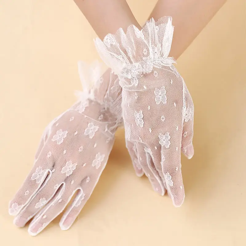 Short Victorian Gloves - Image 15