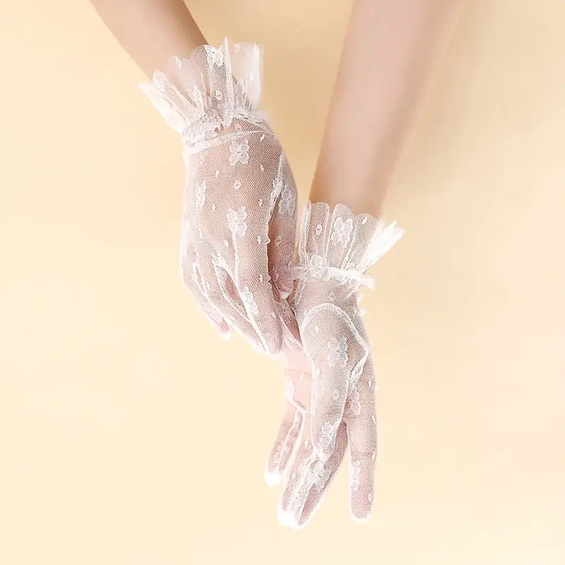 Short Victorian Gloves - Image 9