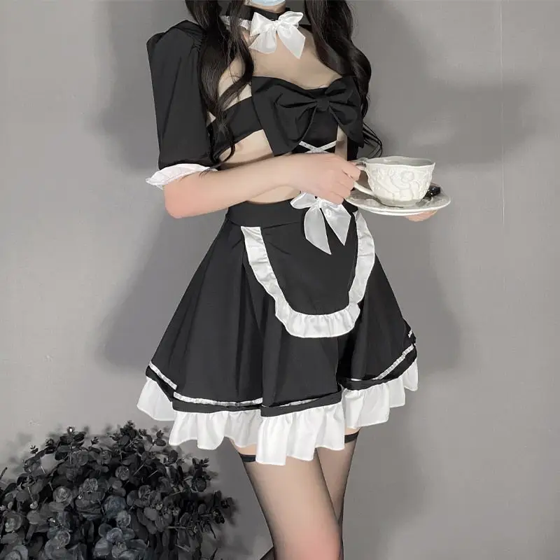 Traditional Maid Outfit - Image 2