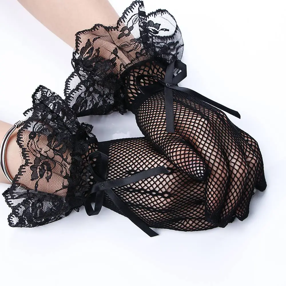 Victorian Lace Gloves - Image 11