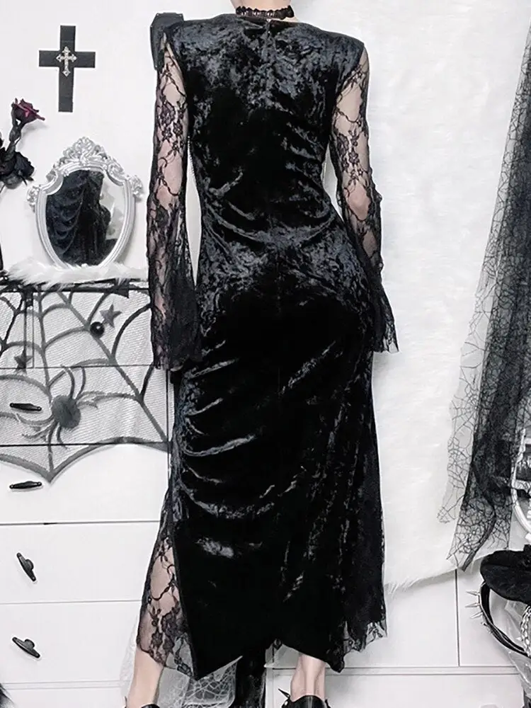 Women's Vampiress Costume - Image 3